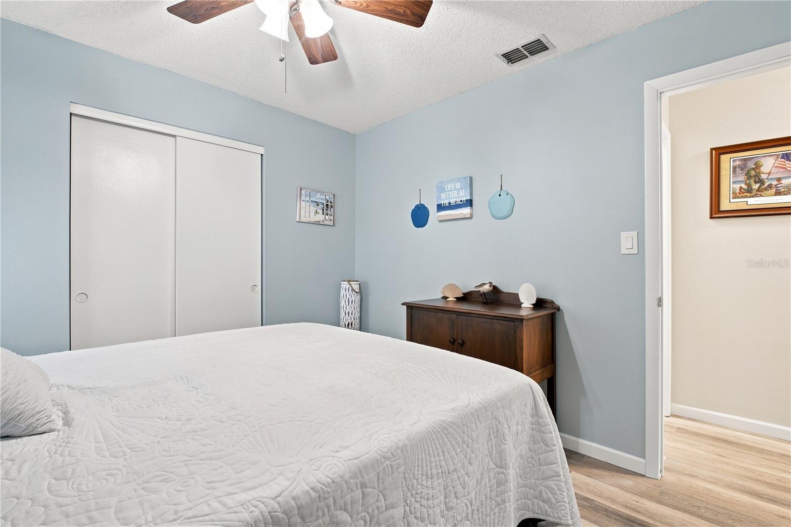 7301 BRAMBLEWOOD DR — photo 31