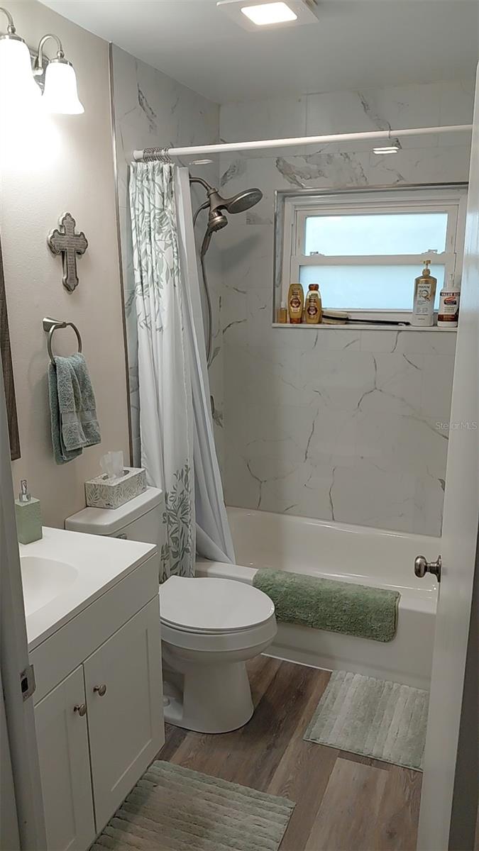 7301 BRAMBLEWOOD DR — photo 11