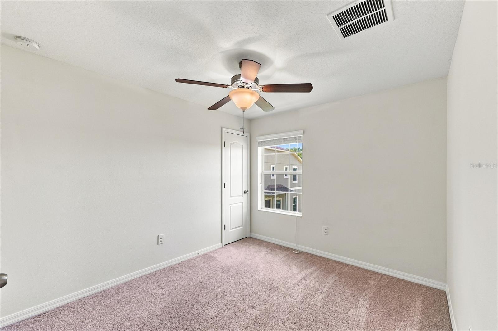 31141 CLARIDGE PL — photo 18
