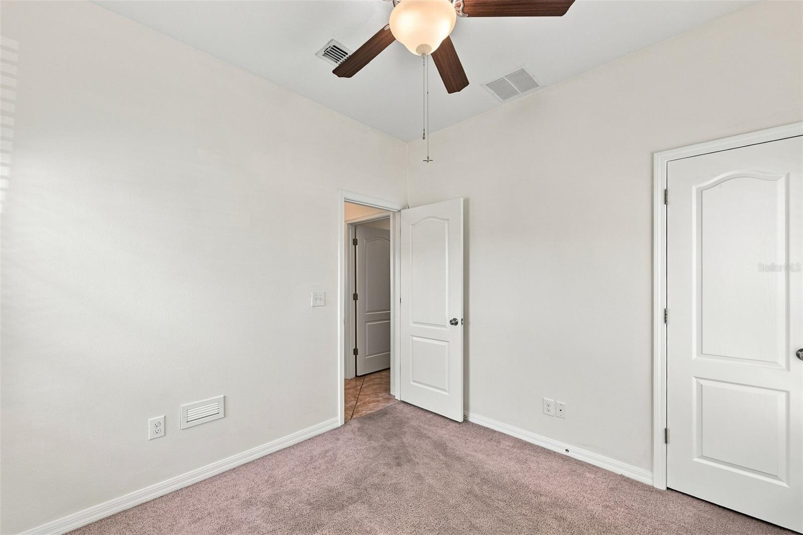 31141 CLARIDGE PL — photo 17