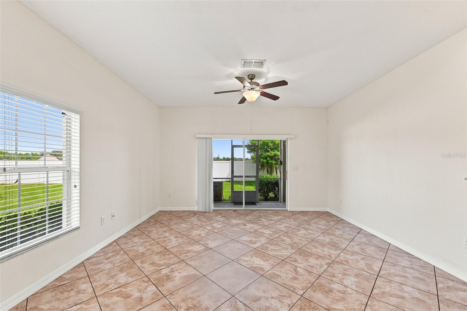 31141 CLARIDGE PL — photo 5