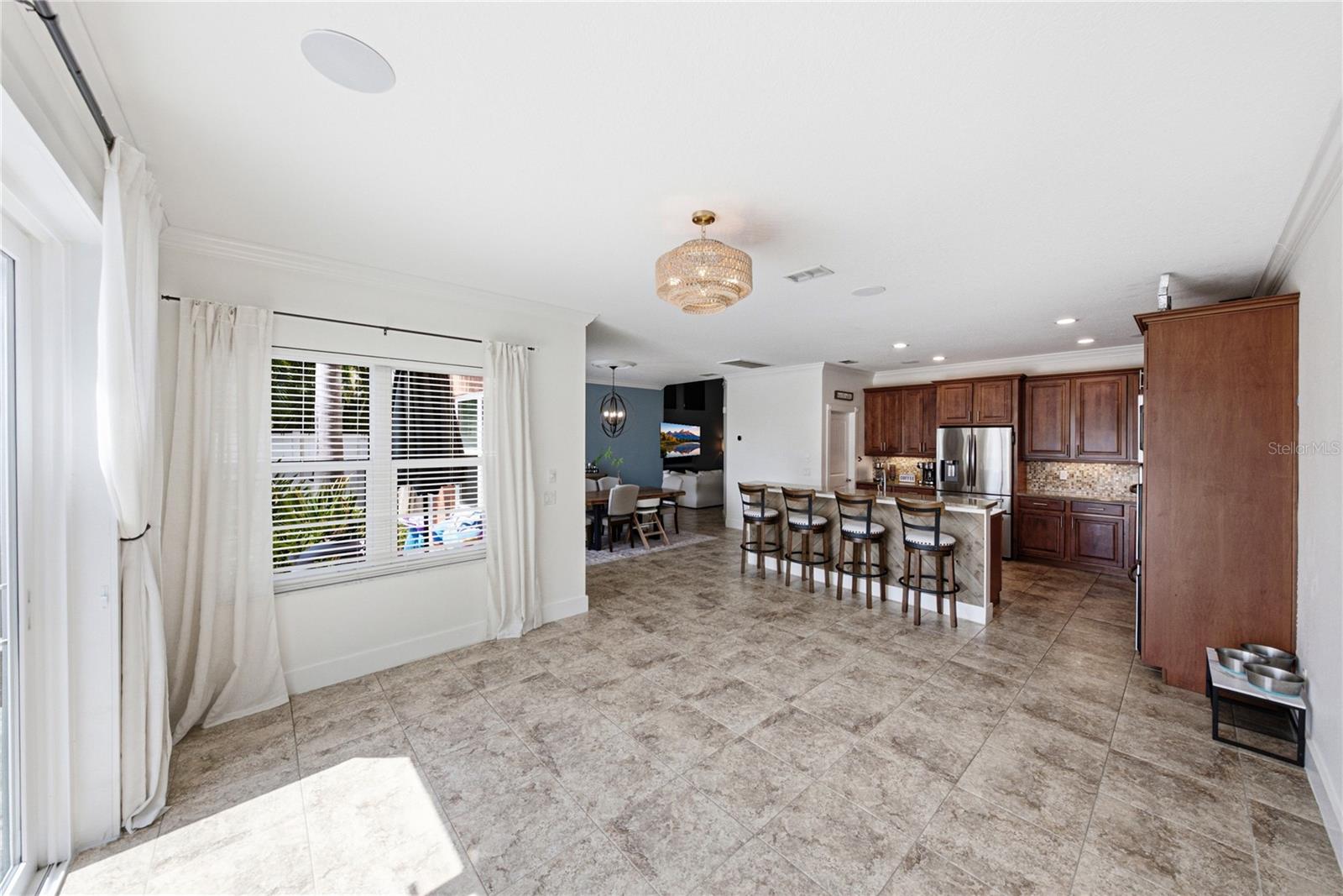 6411 GRENADA ISLAND AVE — photo 37
