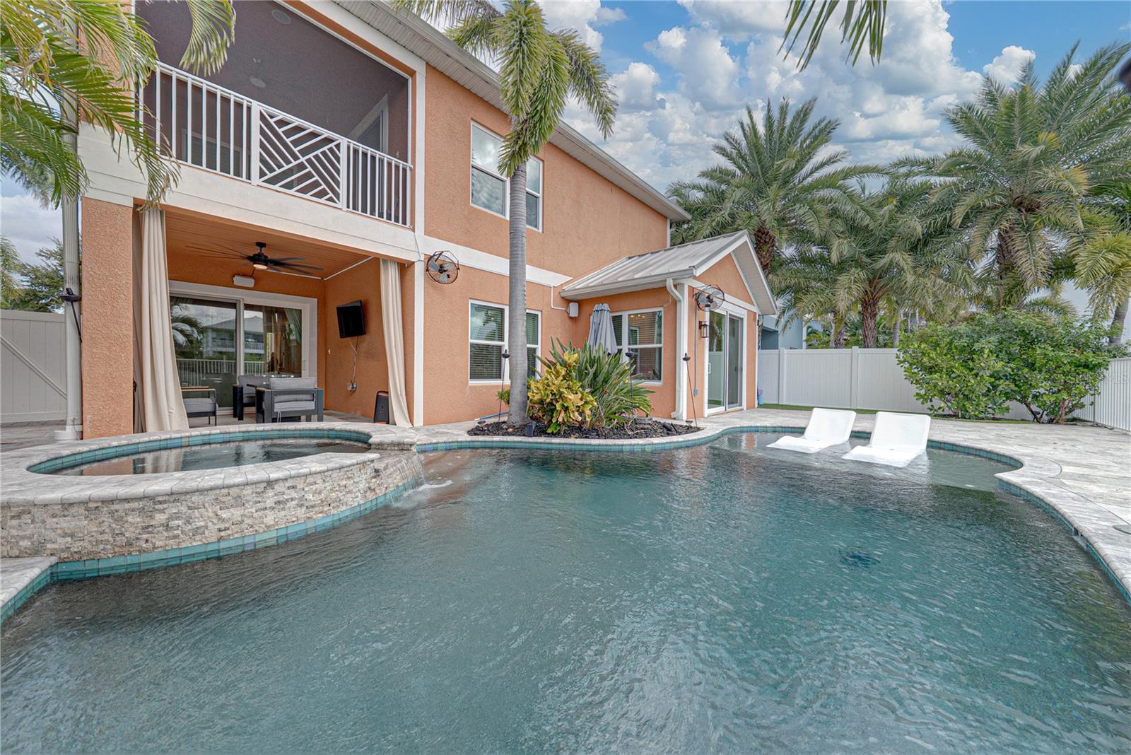 6411 GRENADA ISLAND AVE — photo 65