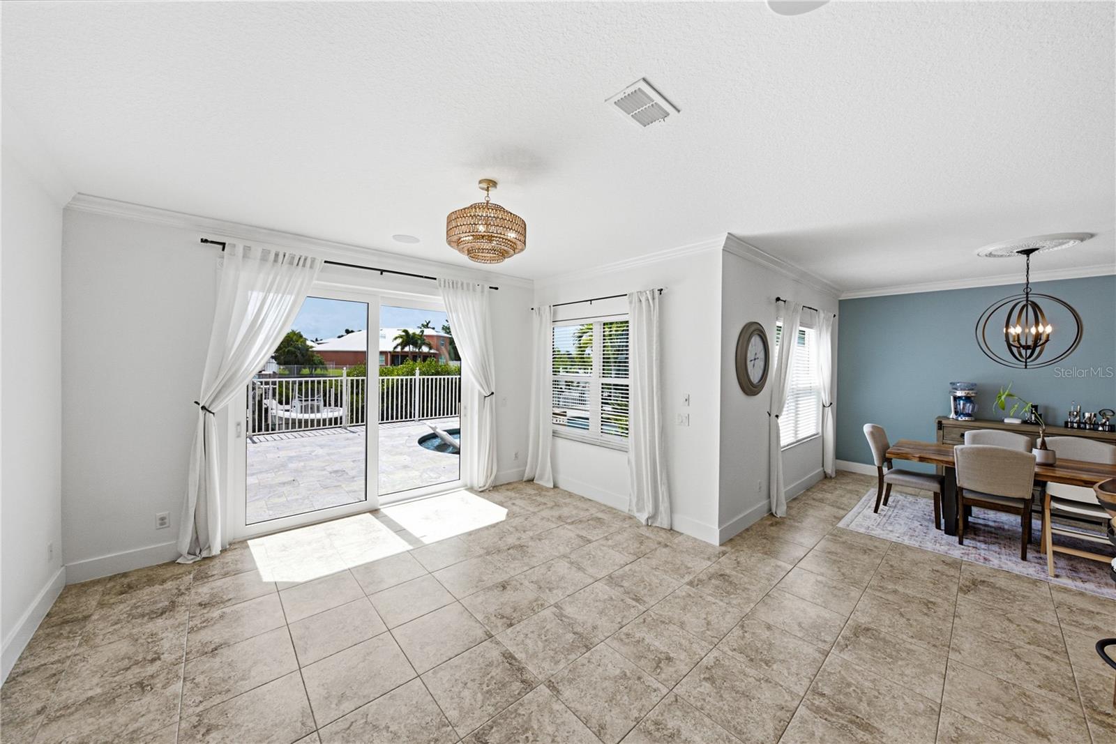 6411 GRENADA ISLAND AVE — photo 33