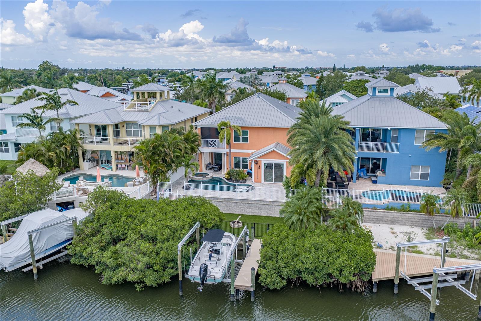 6411 GRENADA ISLAND AVE — photo 72
