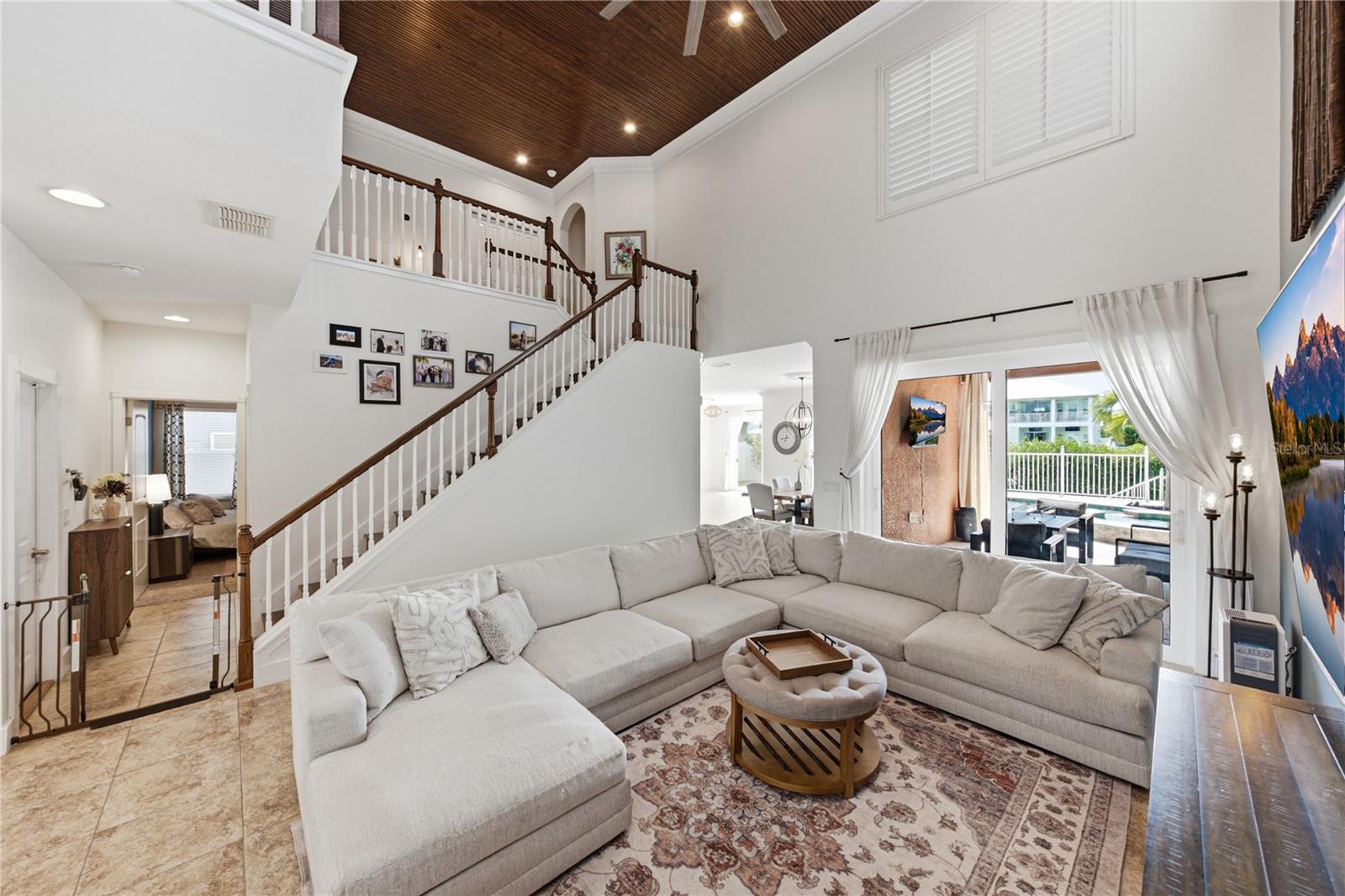 6411 GRENADA ISLAND AVE — photo 11