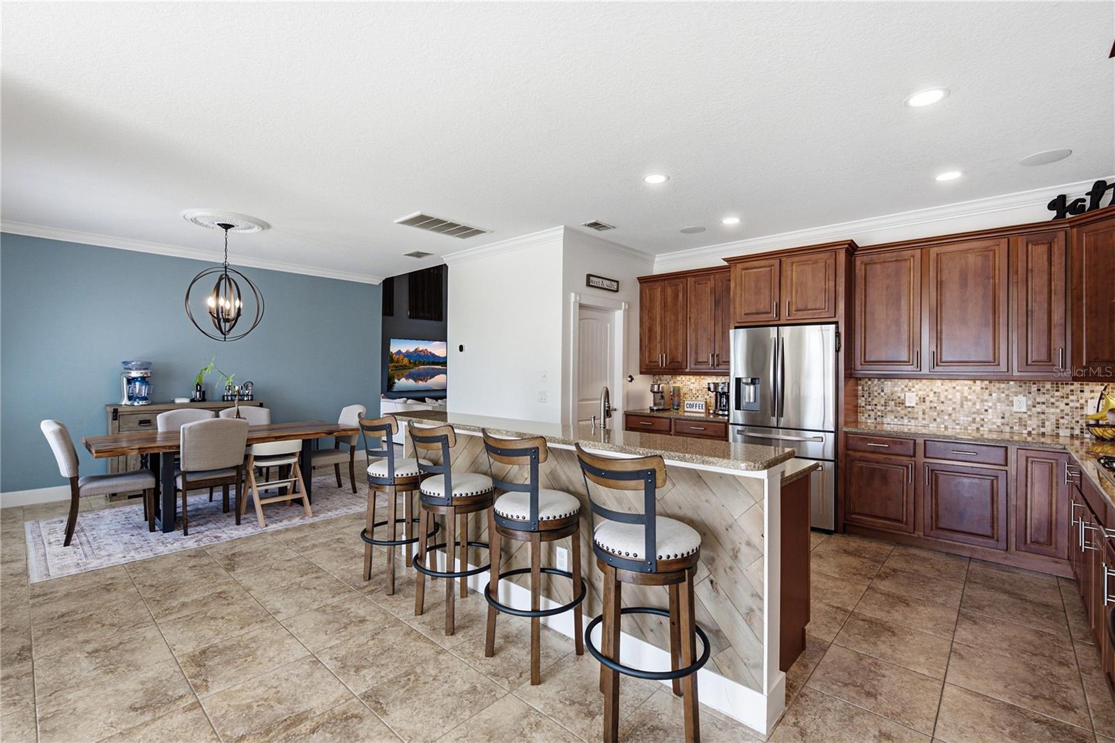 6411 GRENADA ISLAND AVE — photo 26