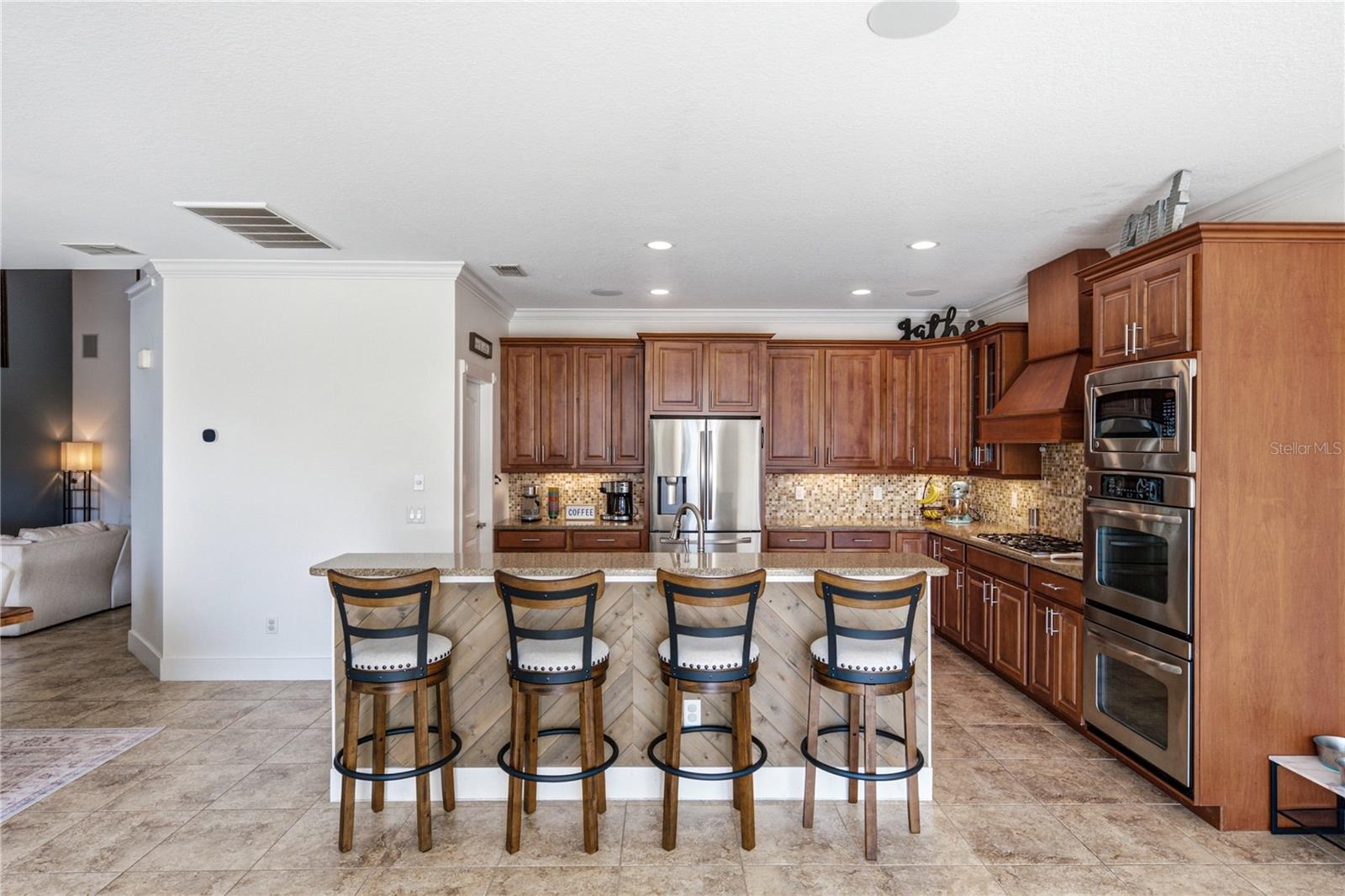 6411 GRENADA ISLAND AVE — photo 25