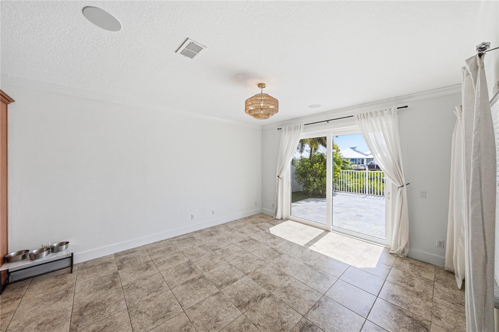6411 GRENADA ISLAND AVE — photo 35