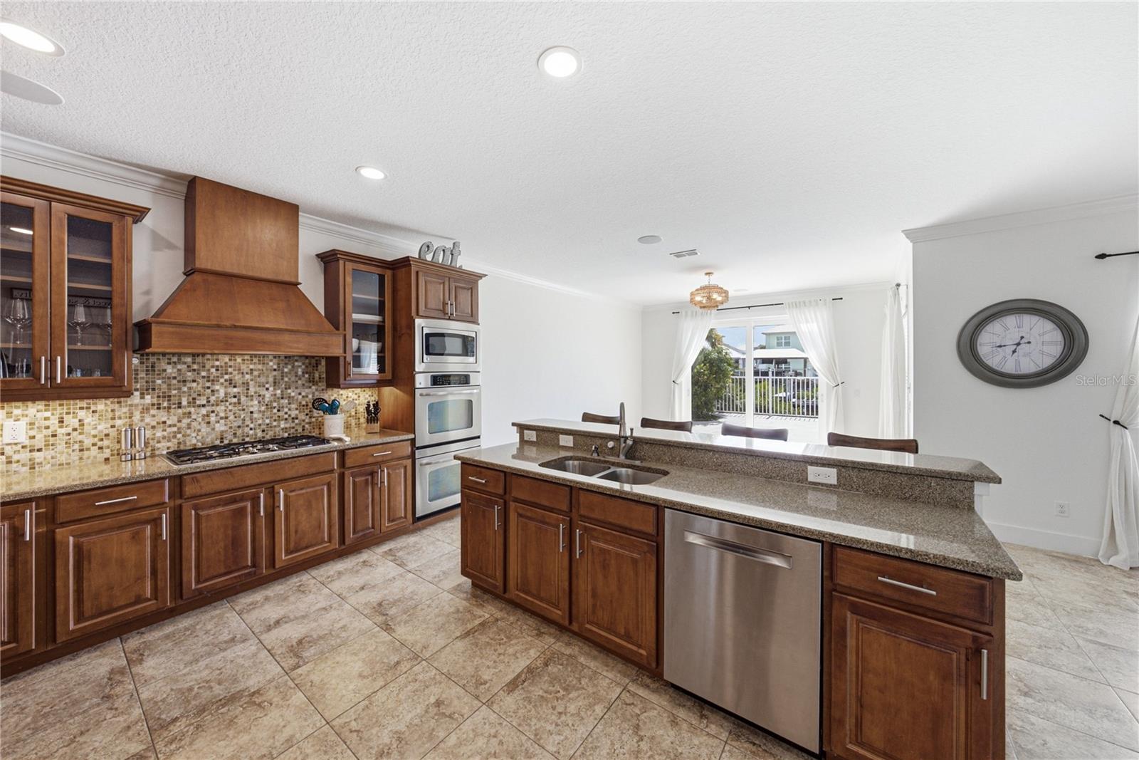 6411 GRENADA ISLAND AVE — photo 30