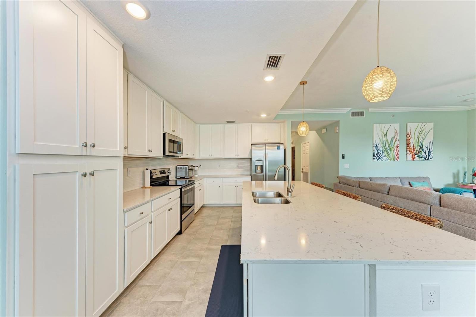 18114 GAWTHROP DR #103 — photo 7