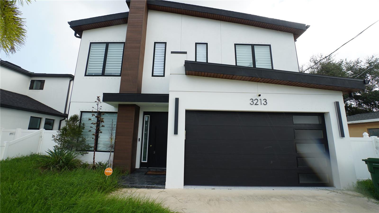 3213 W ABDELLA ST — photo 2