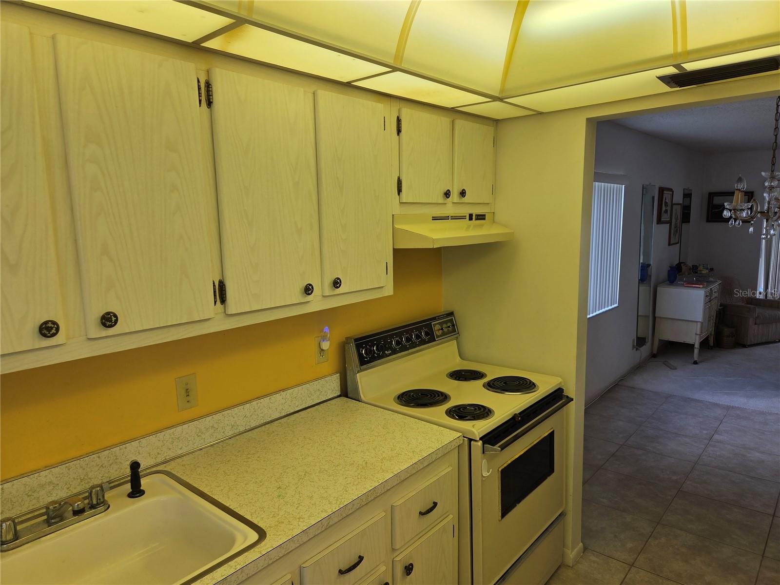2060 MARILYN ST #118 — photo 14