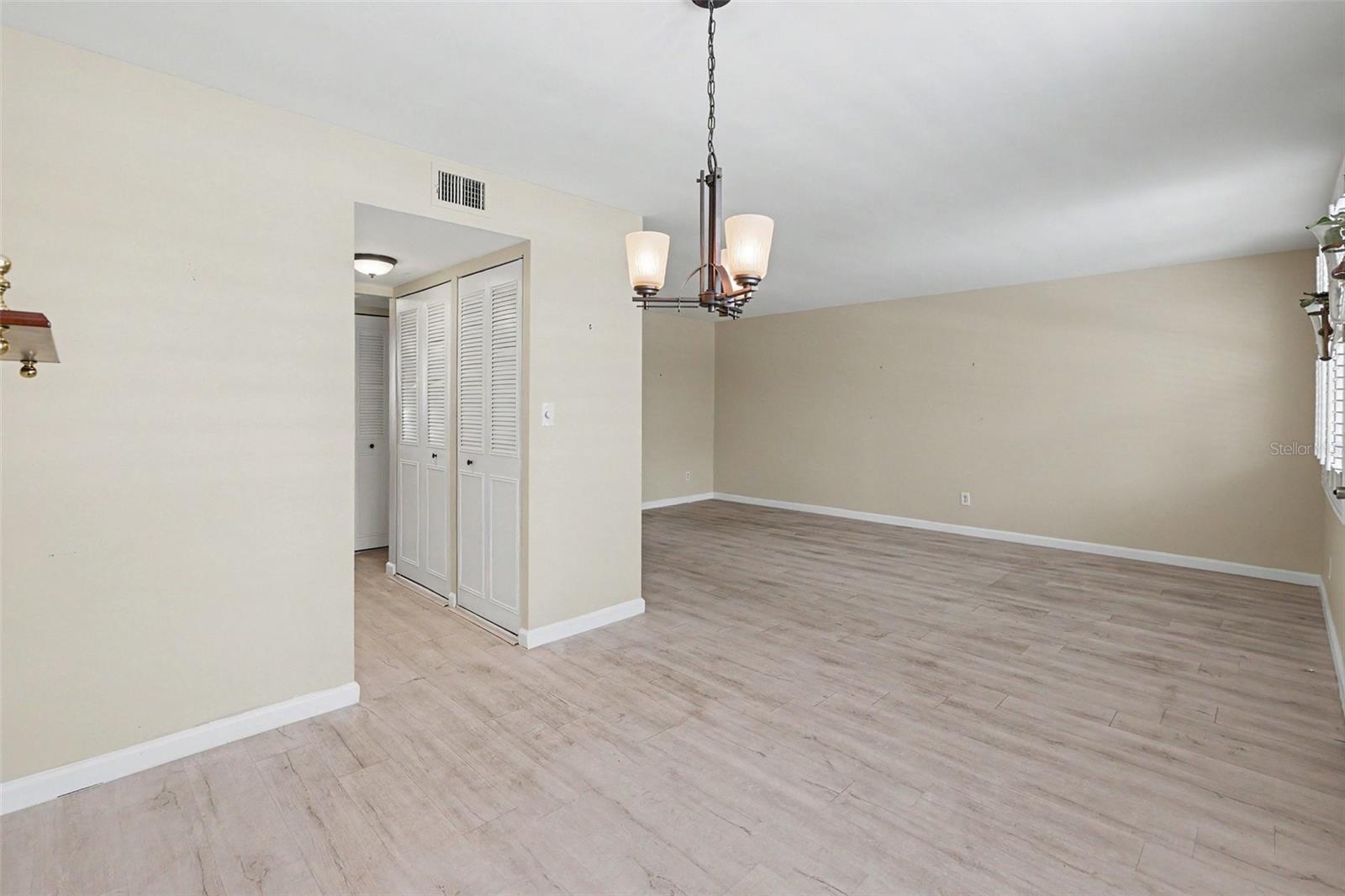 4720 LOCUST ST NE #206 — photo 5