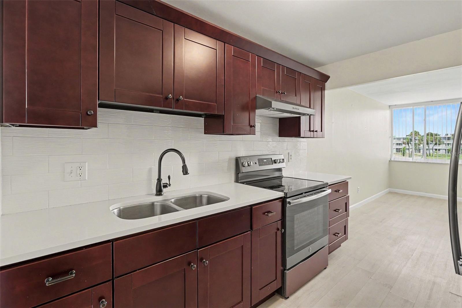 4720 LOCUST ST NE #206 — photo 8