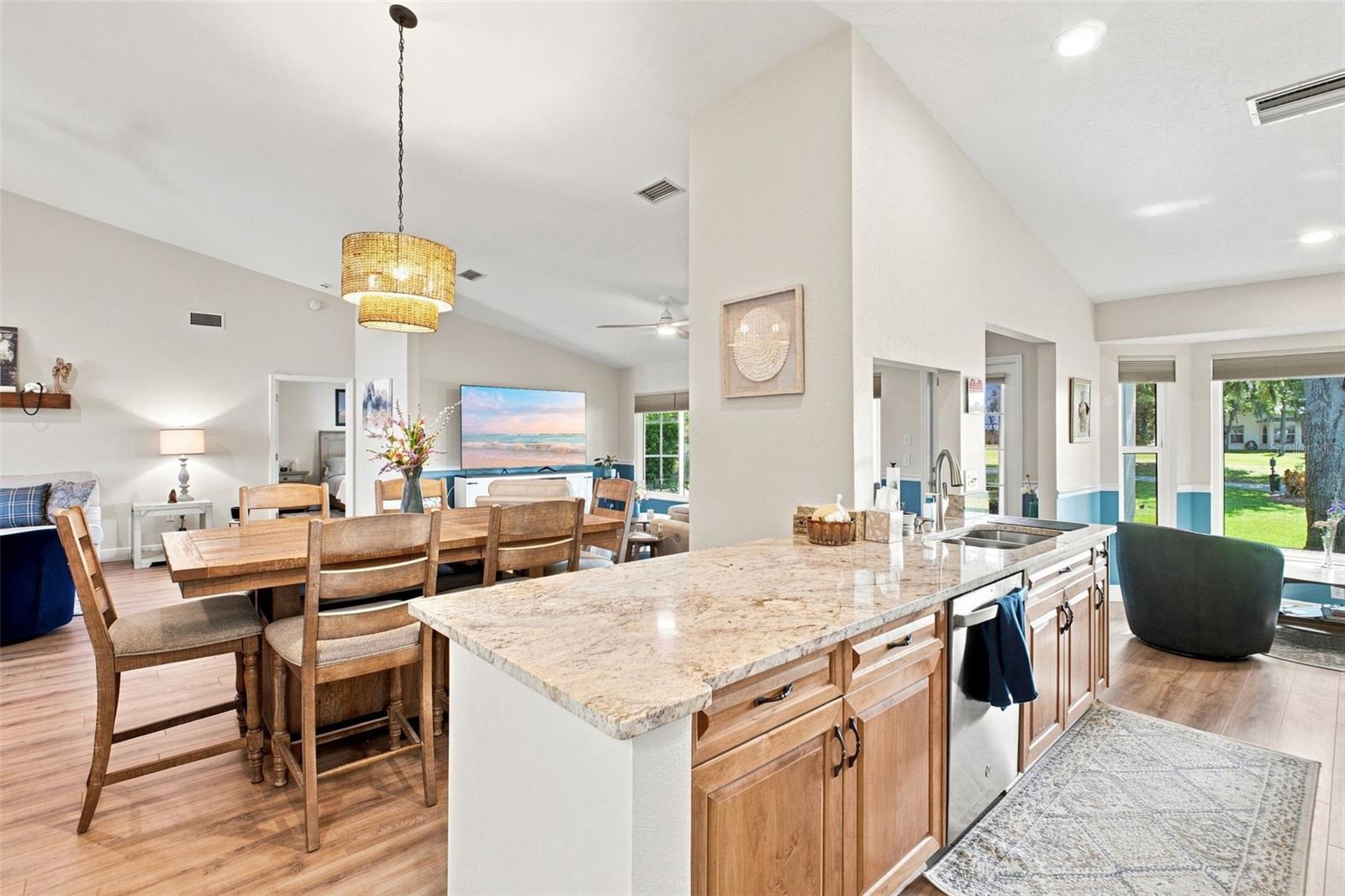 1236 FLORA VISTA ST — photo 15