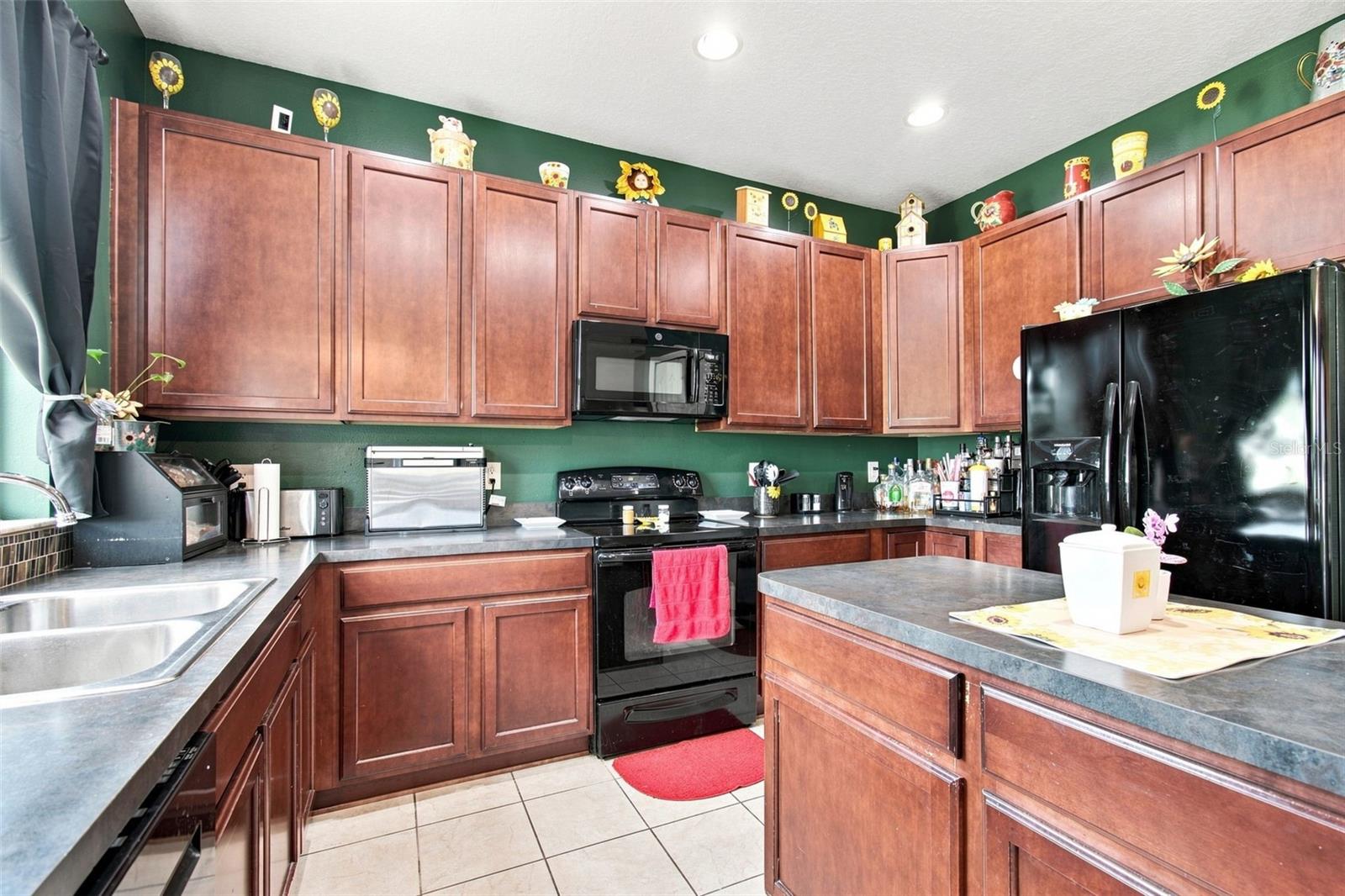 17919 AYRSHIRE BLVD — photo 23