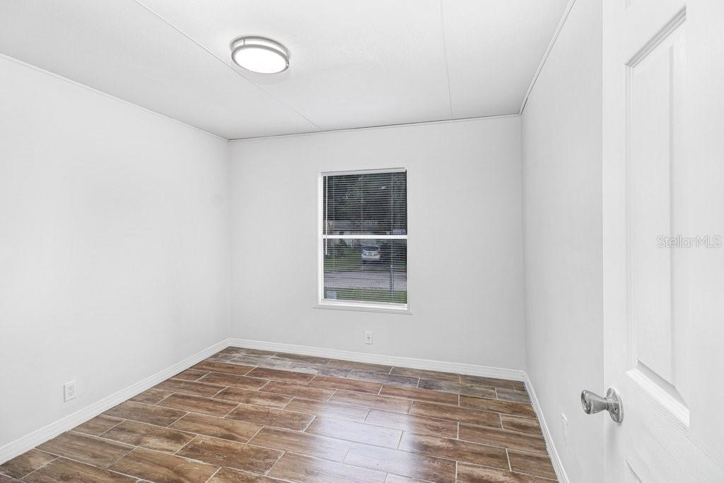 12610 ALEMEDO AVE — photo 25