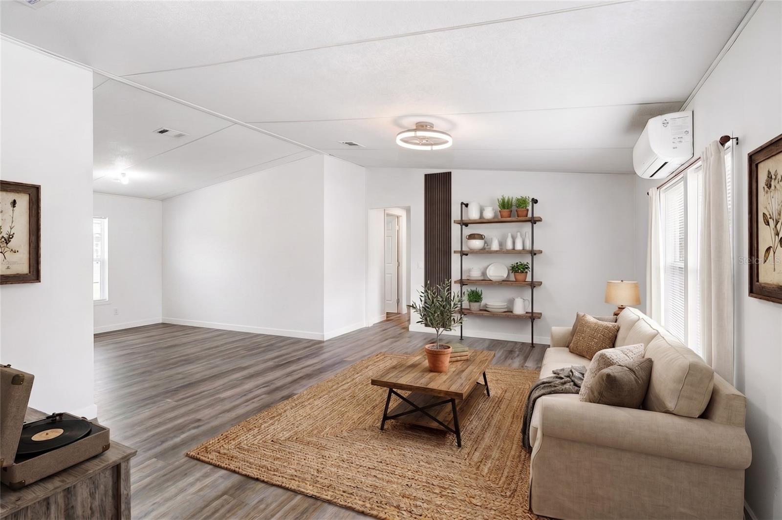 12610 ALEMEDO AVE — photo 9