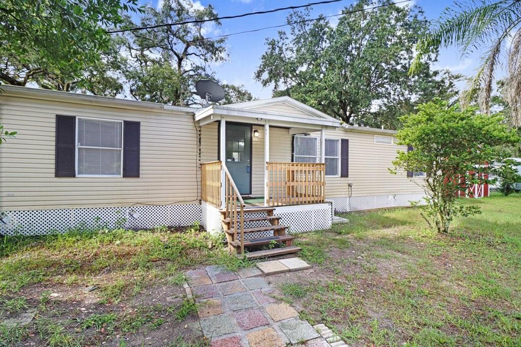 12610 ALEMEDO AVE — photo 4
