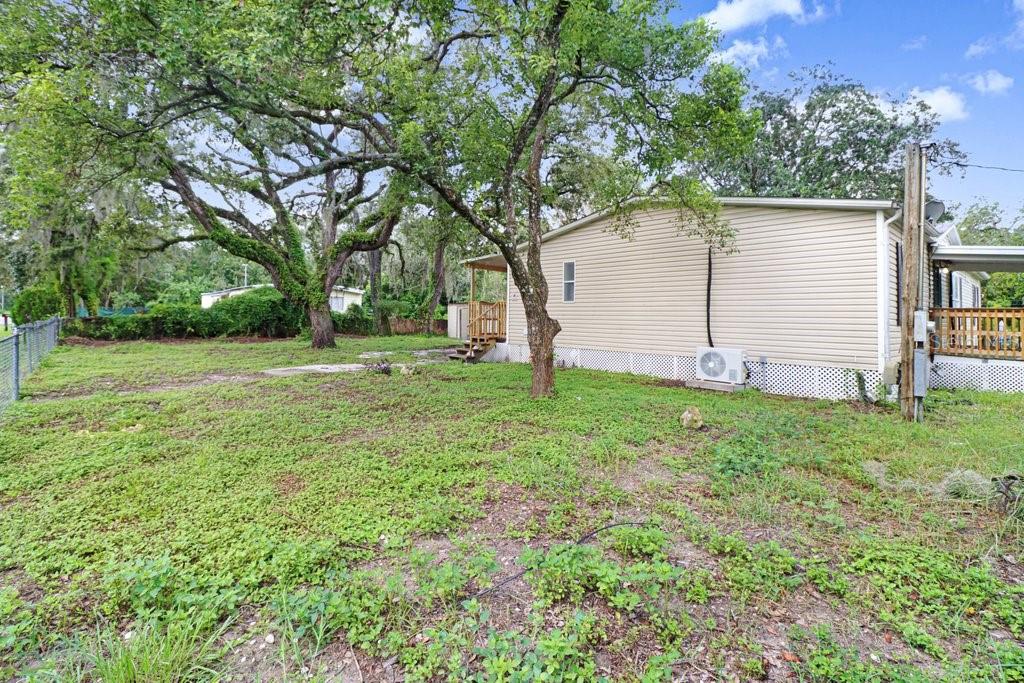 12610 ALEMEDO AVE — photo 34