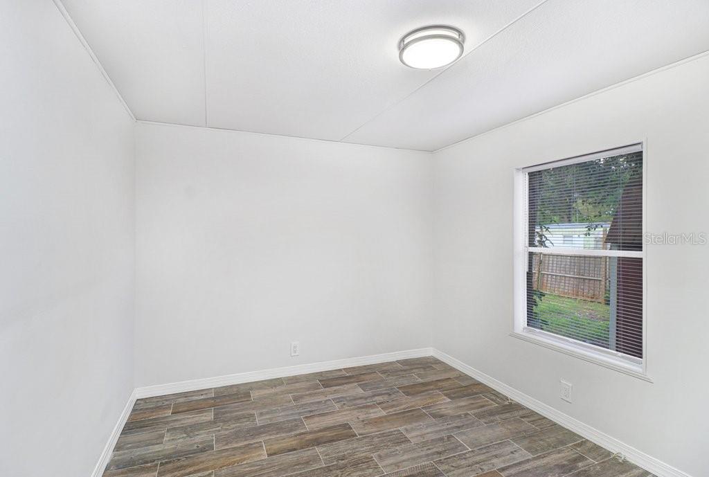 12610 ALEMEDO AVE — photo 23