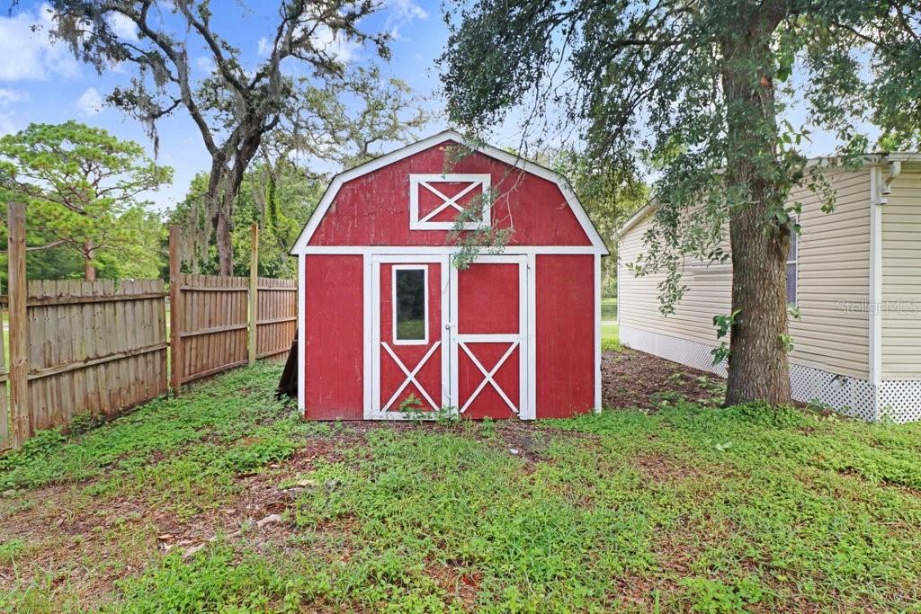 12610 ALEMEDO AVE — photo 41
