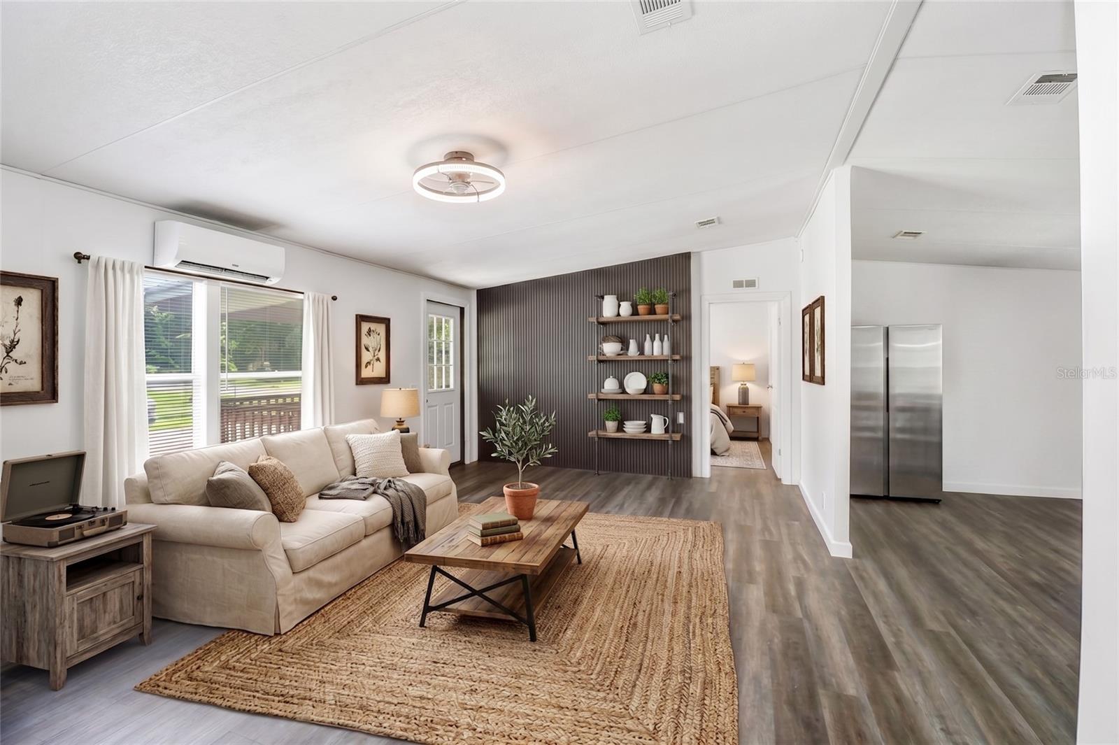 12610 ALEMEDO AVE — photo 7