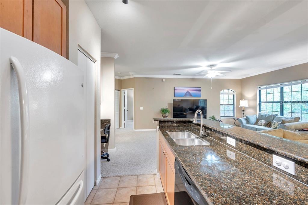 2279 PORTOFINO PL #20-202 — photo 11