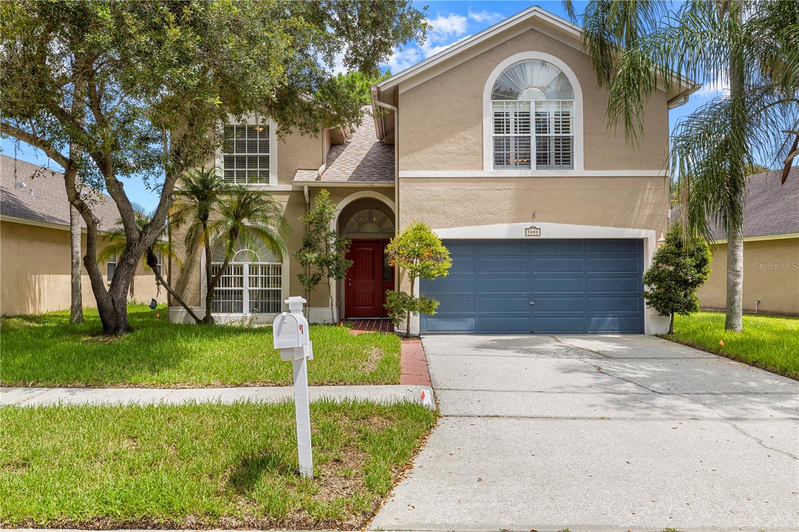 9808 LONG MEADOW DR — photo 2