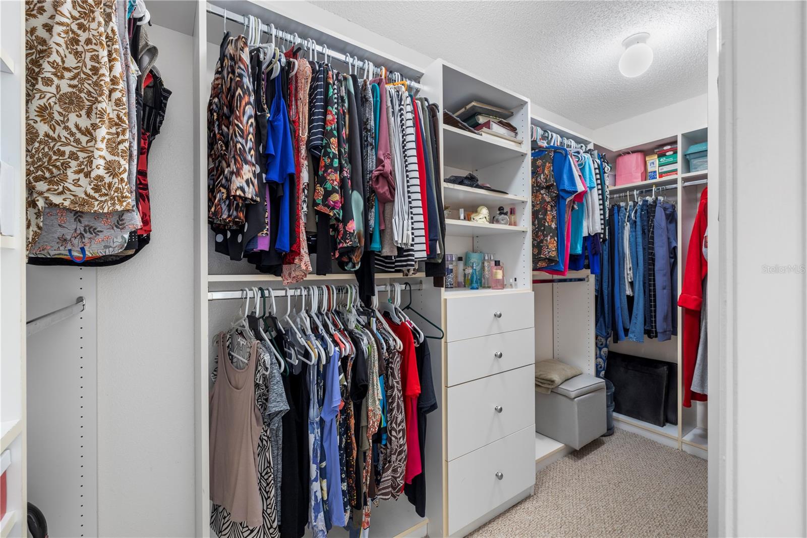 9808 LONG MEADOW DR — photo 28