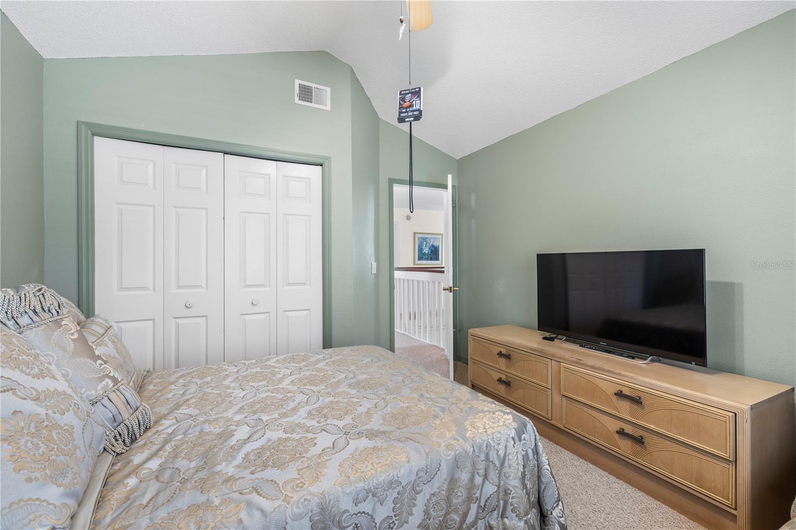 9808 LONG MEADOW DR — photo 27