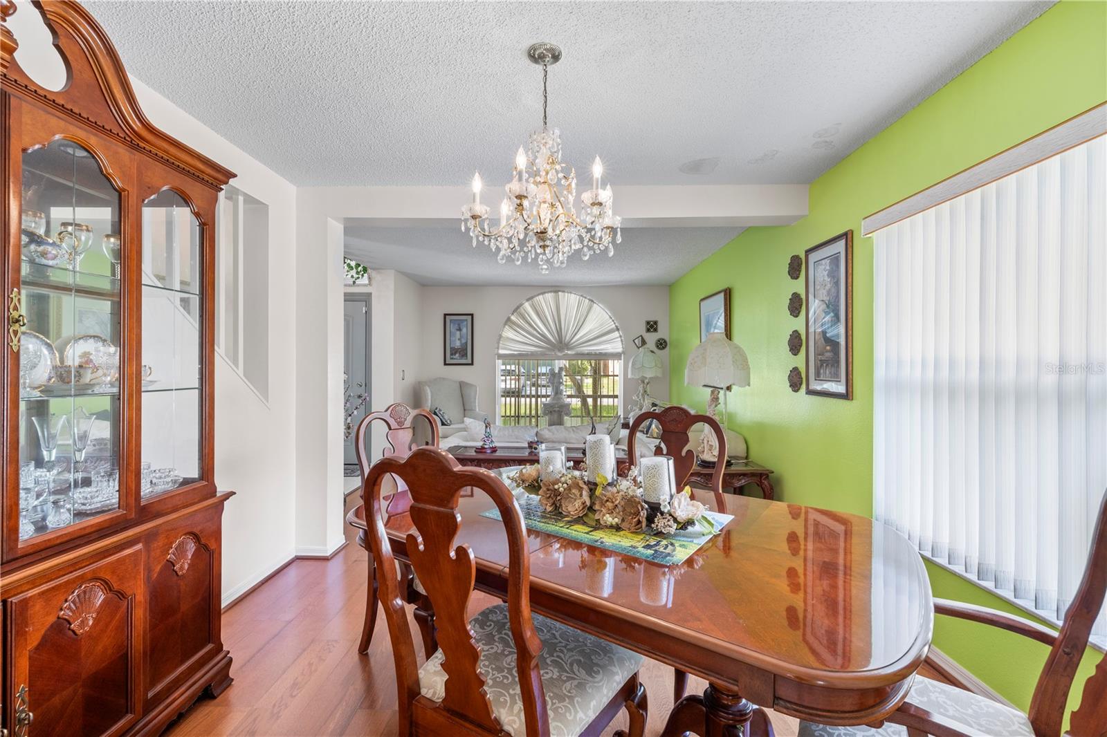 9808 LONG MEADOW DR — photo 15