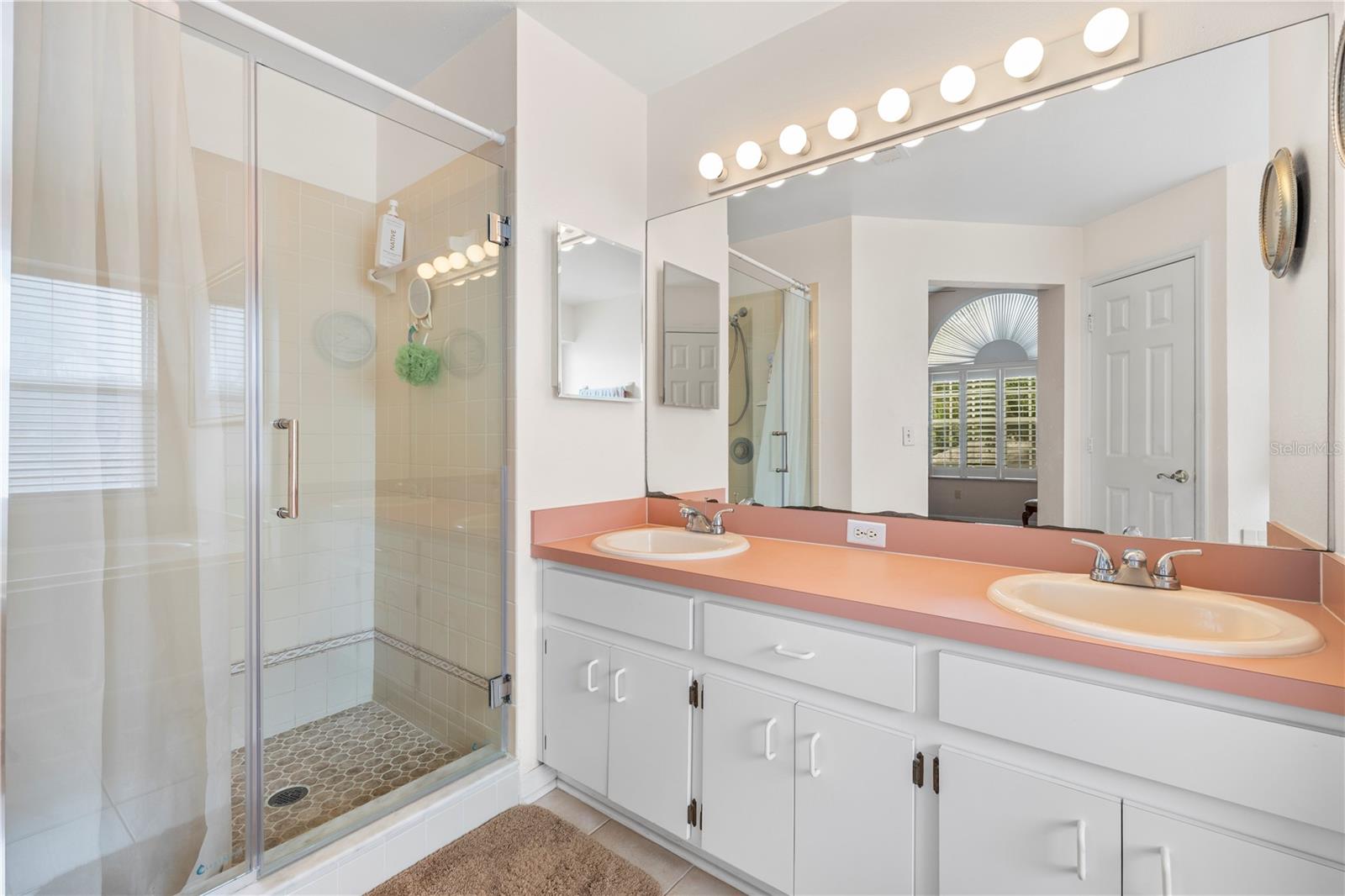 9808 LONG MEADOW DR — photo 31