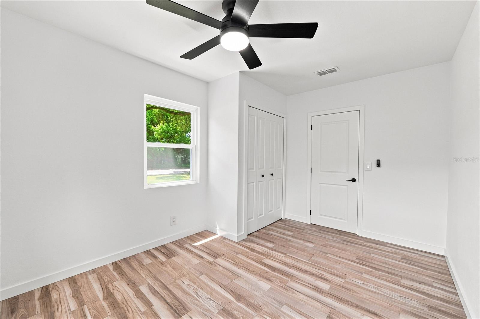 510 3RD AVE NE — photo 14