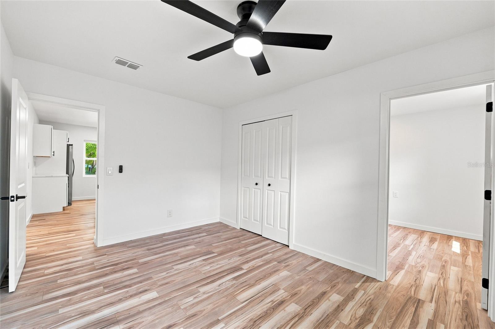 510 3RD AVE NE — photo 20