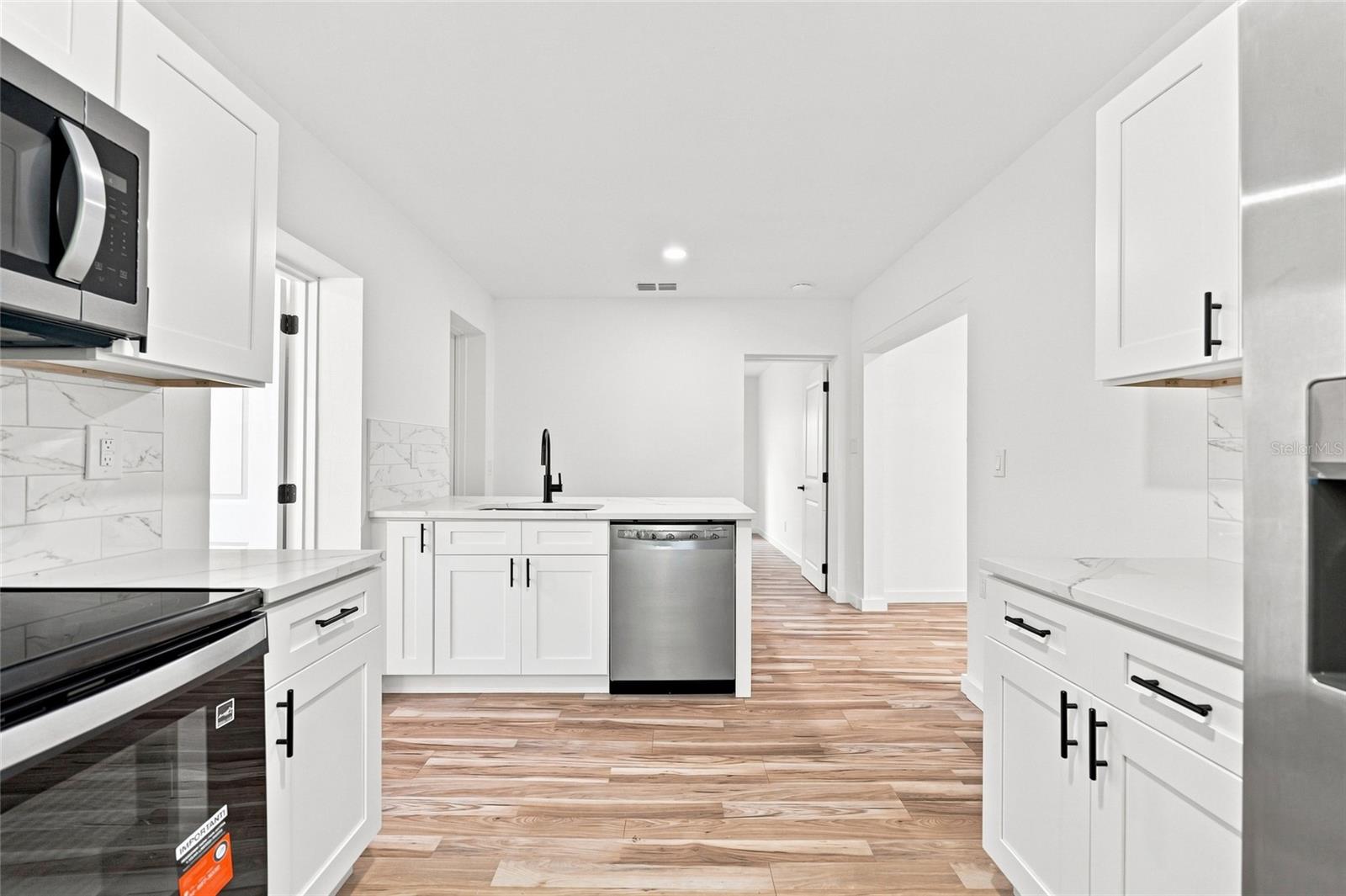 510 3RD AVE NE — photo 12