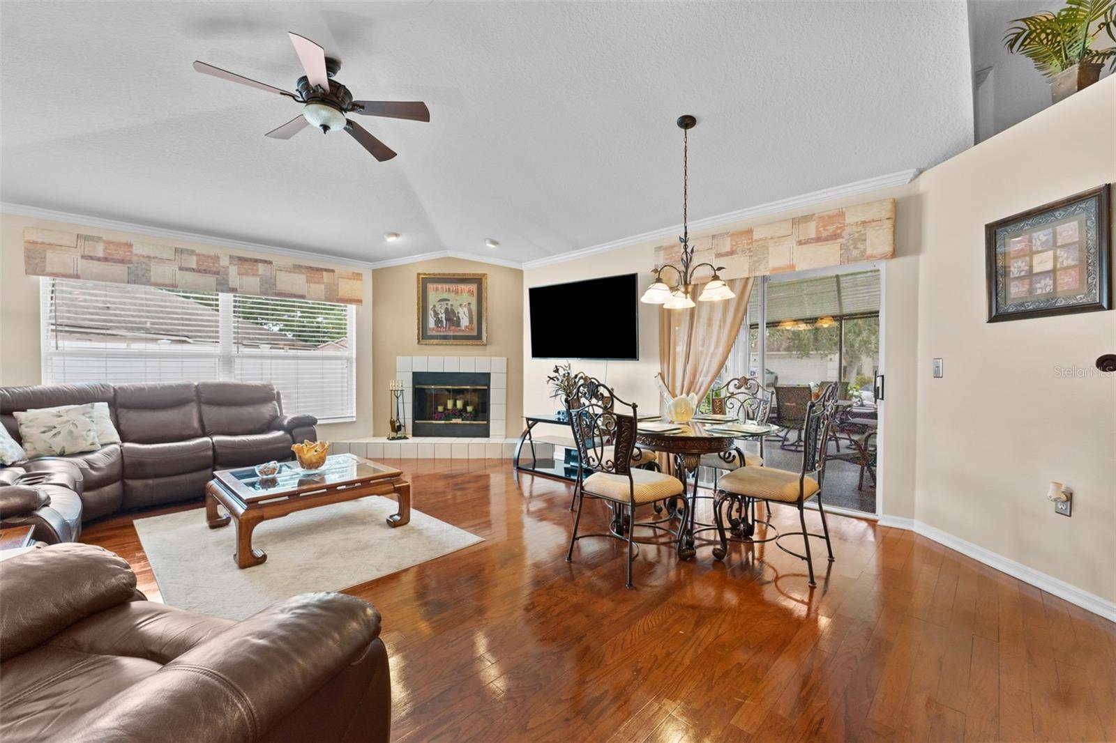 1803 CATTLEMAN DR — photo 8