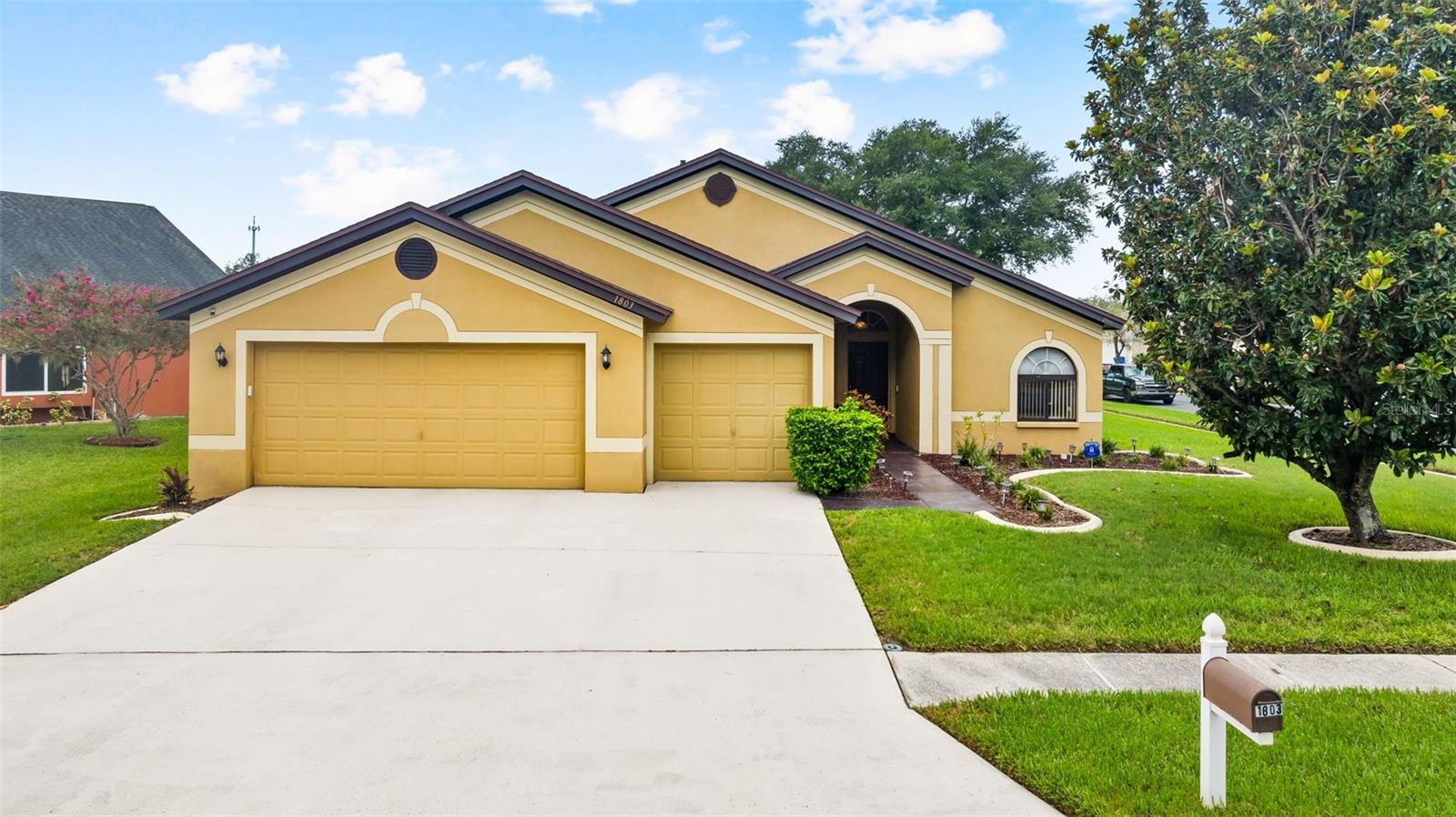 1803 CATTLEMAN DR — photo 3