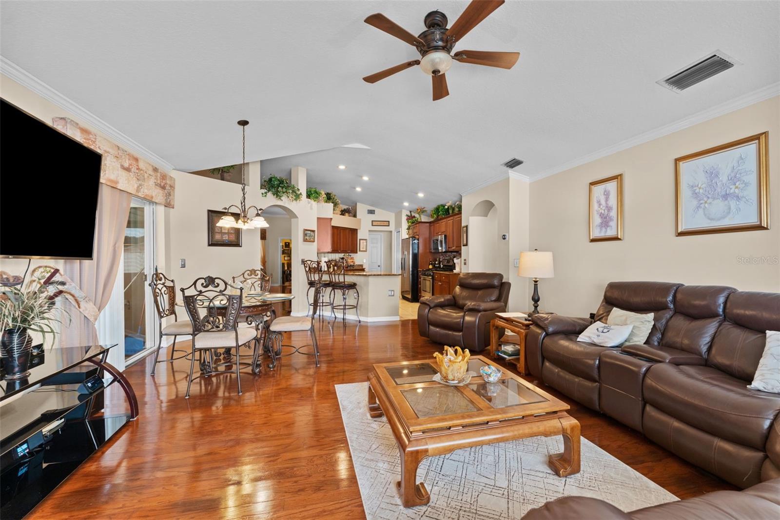 1803 CATTLEMAN DR — photo 9