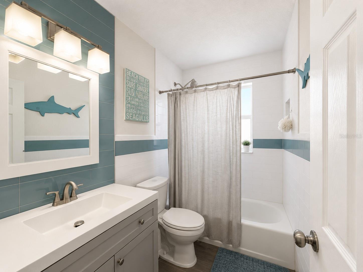 934 HILLWOOD DR — photo 24