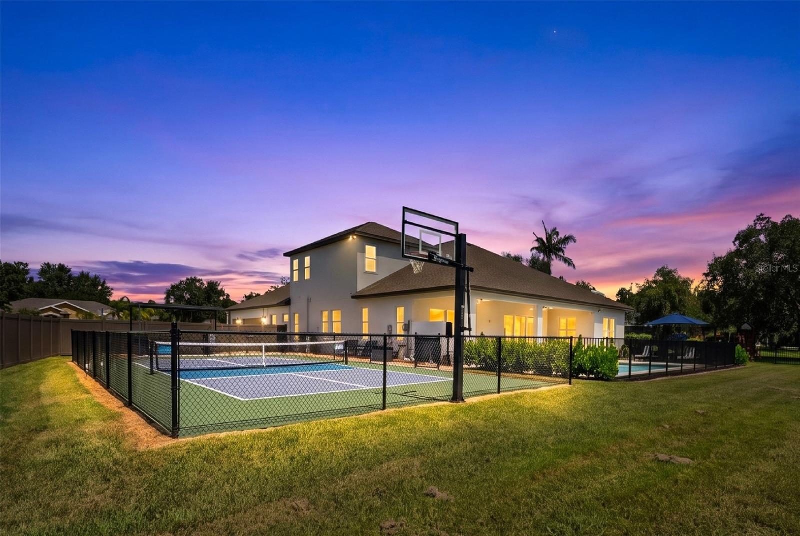 1614 145TH ST E — photo 3