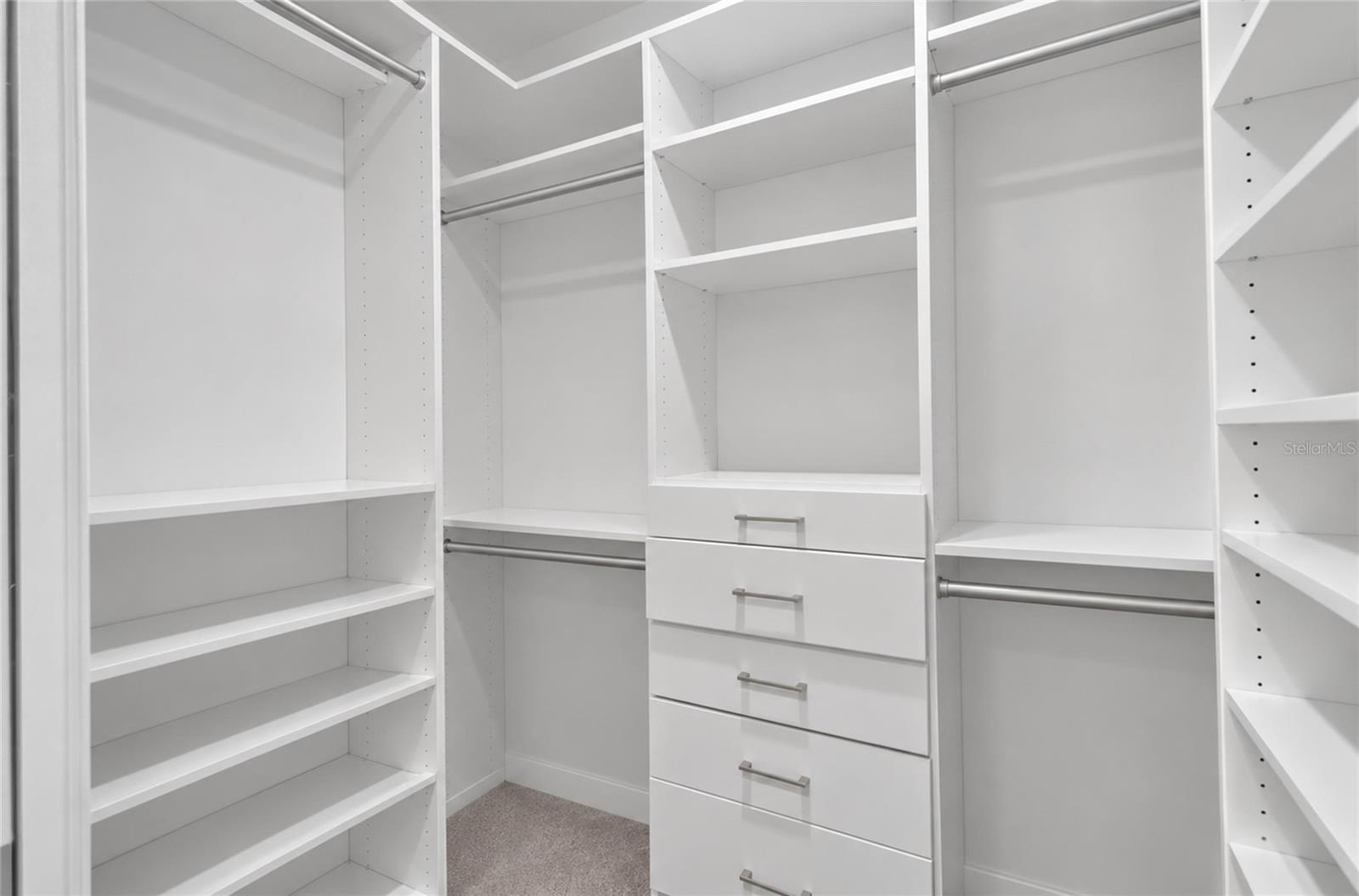 2985 BREEZY MEADOWS DR — photo 20