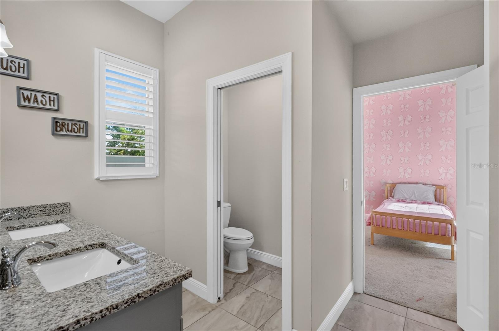 2985 BREEZY MEADOWS DR — photo 30