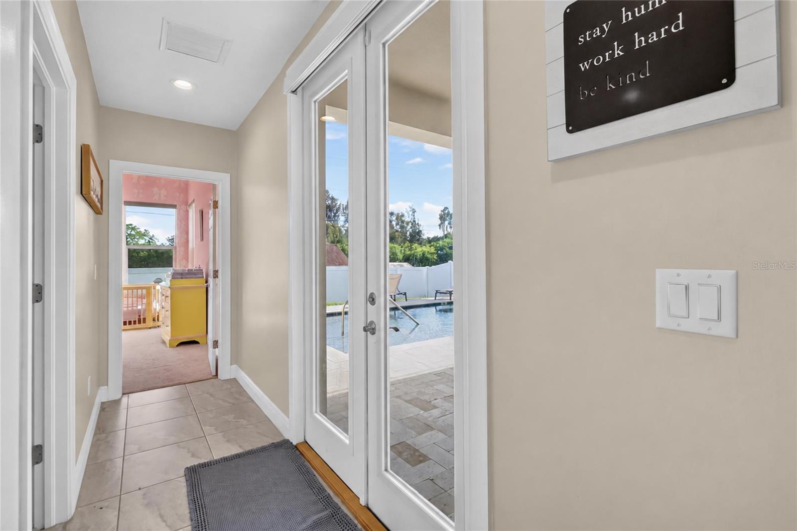 2985 BREEZY MEADOWS DR — photo 26