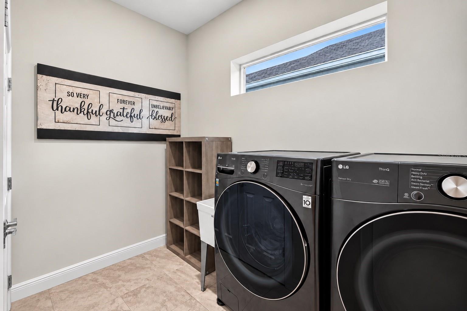 2985 BREEZY MEADOWS DR — photo 37