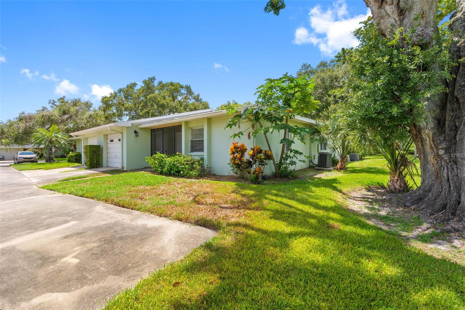 2833 ORANGE TREE CIR N #A — photo 2