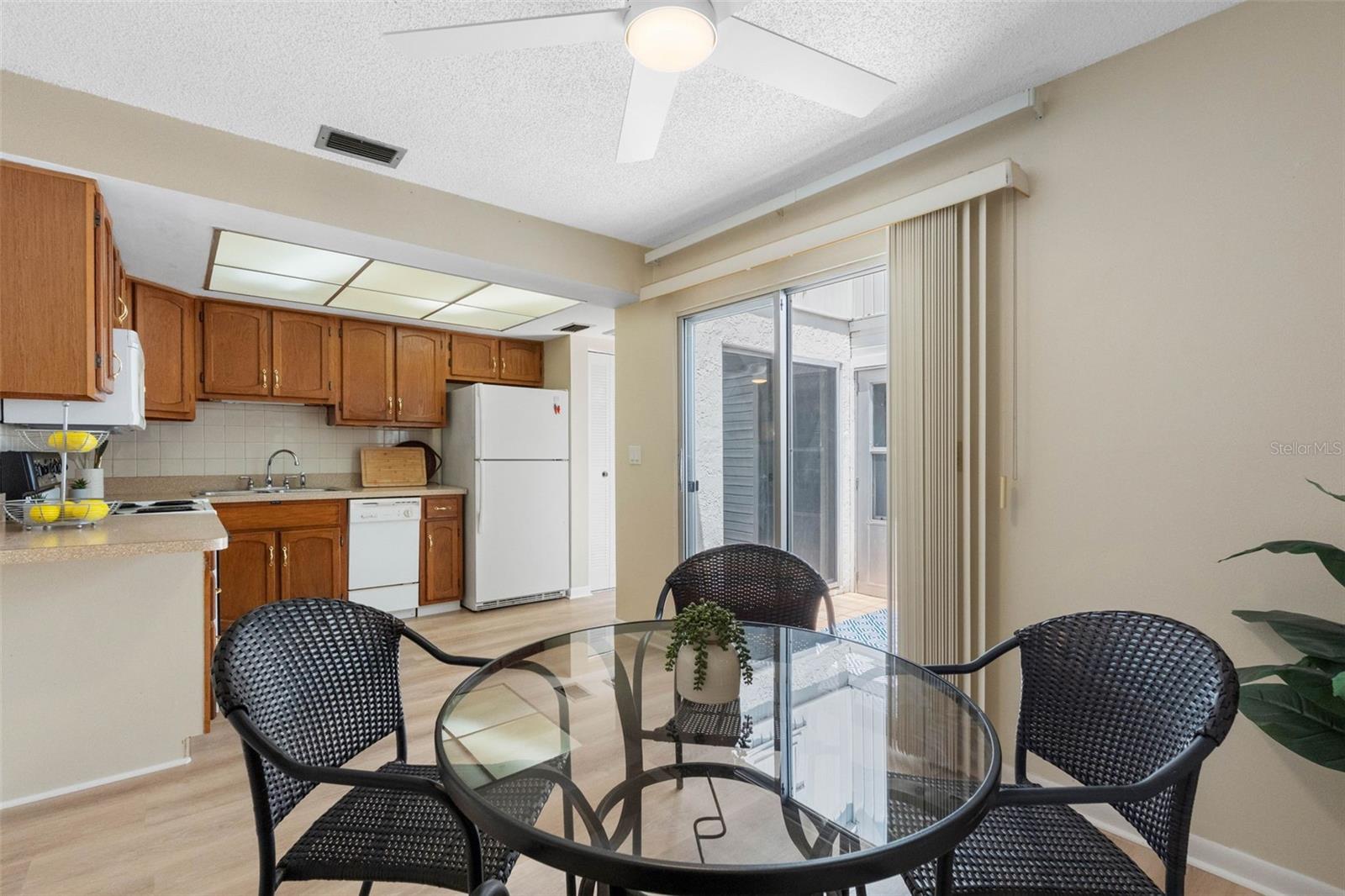 2833 ORANGE TREE CIR N #A — photo 12