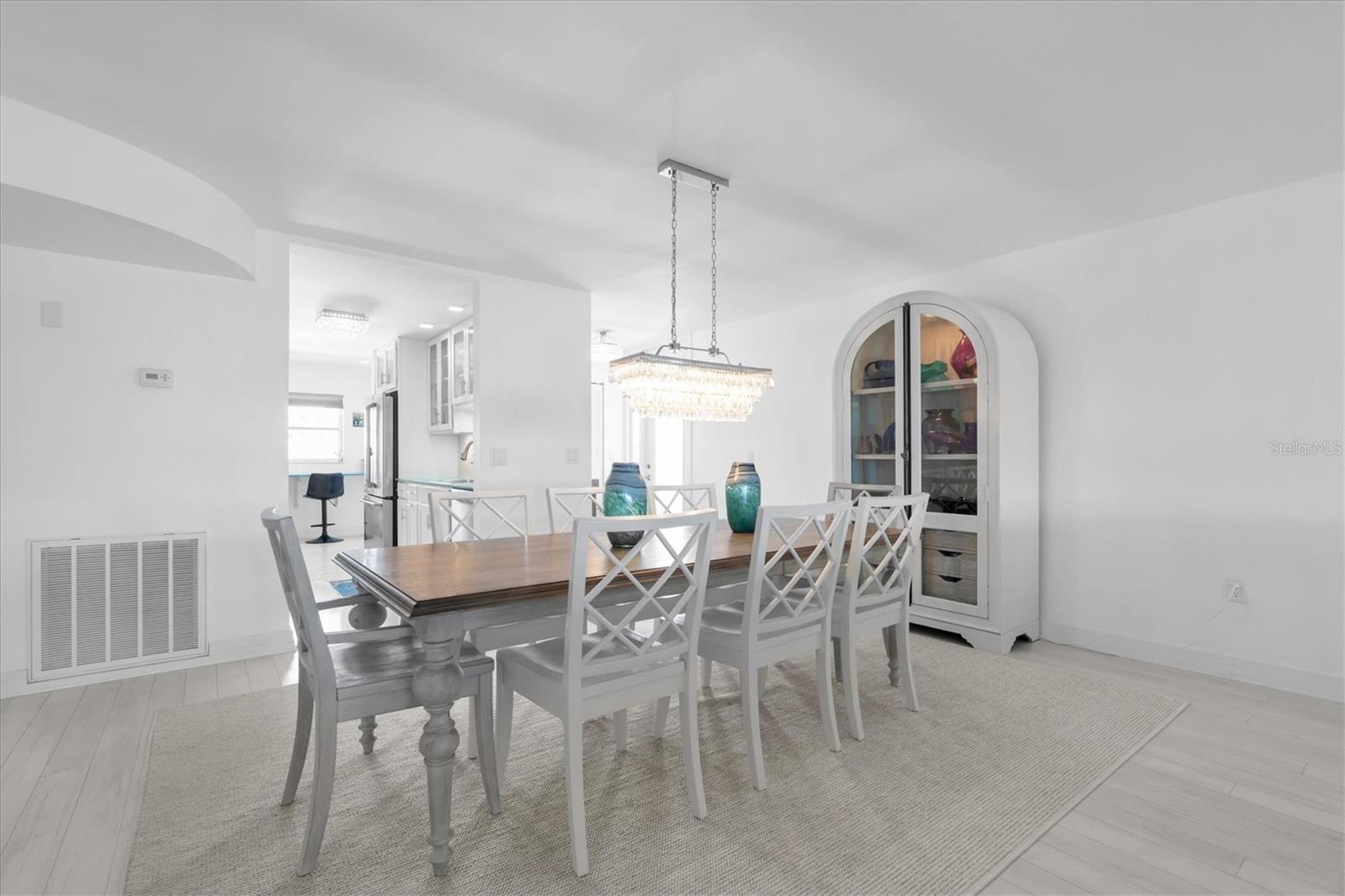 6020 SHORE BLVD S #412 — photo 11