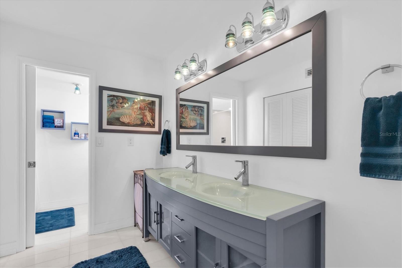 6020 SHORE BLVD S #412 — photo 31